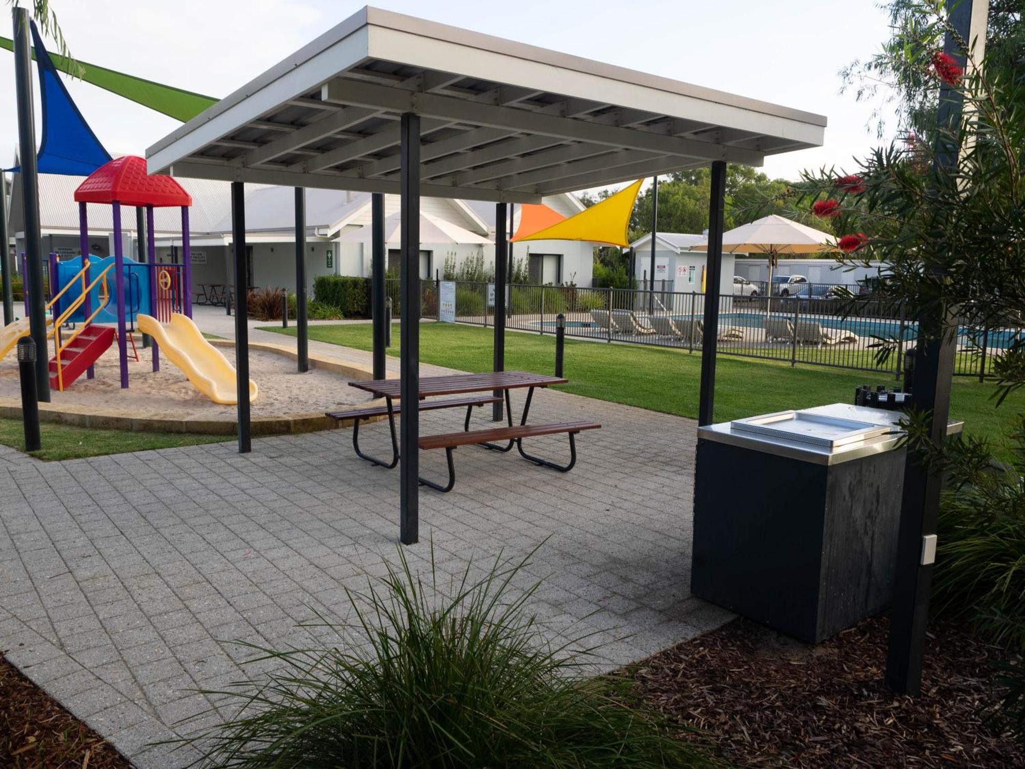FortyOne - Oceanside Retreat Busselton Buitenkant foto